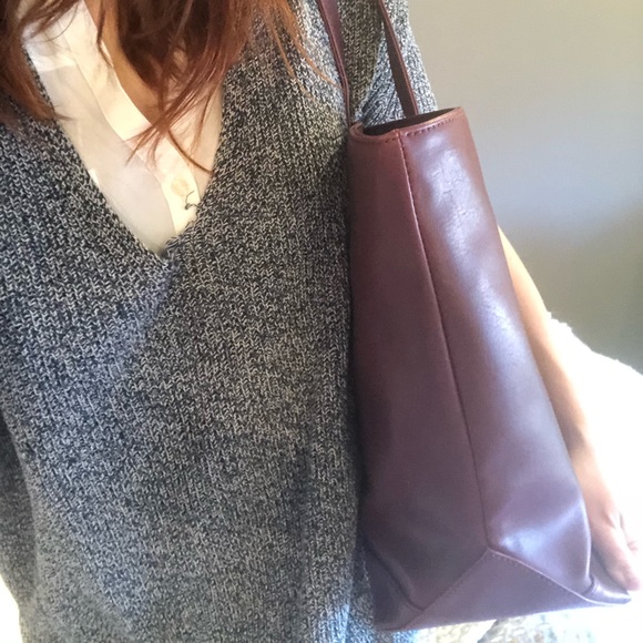 Matt & Nat Tote - Picture 6 of 8